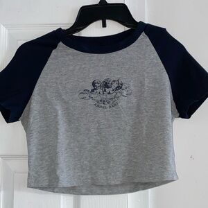 Grey and blue logo tee cropped